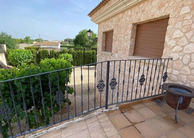 5 bedroom Villa for sale