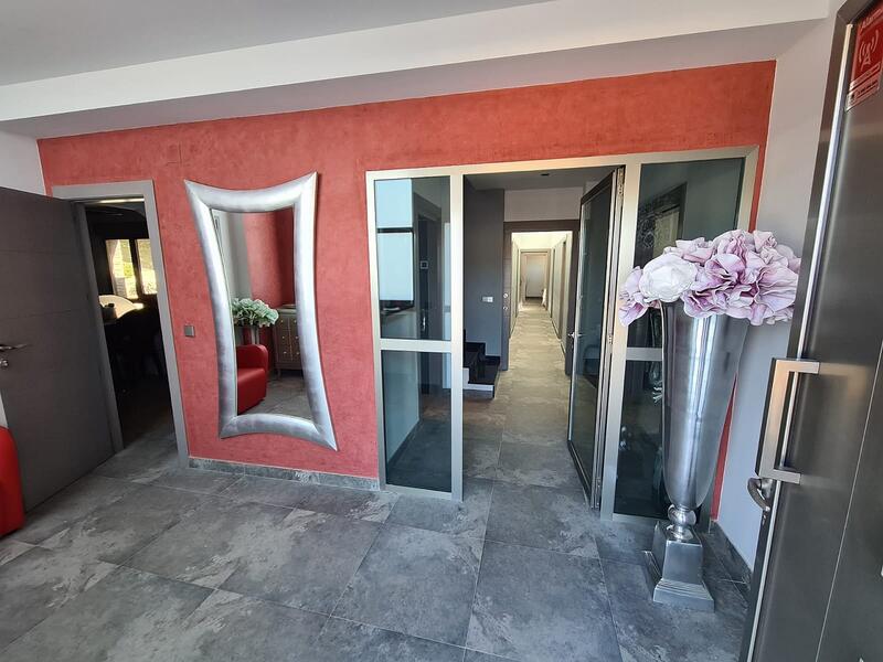 5 Schlafzimmer Villa zu verkaufen