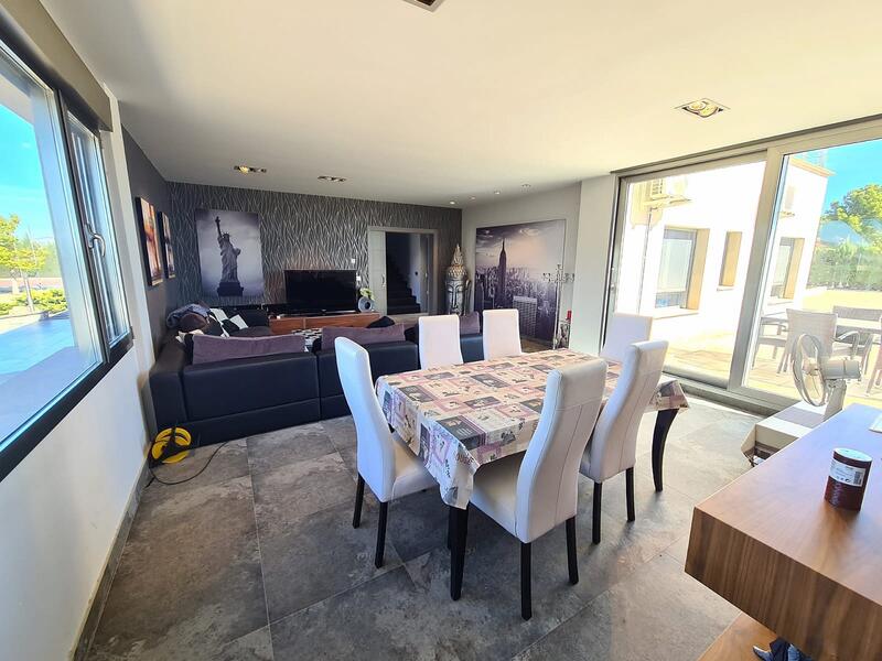 5 Schlafzimmer Villa zu verkaufen