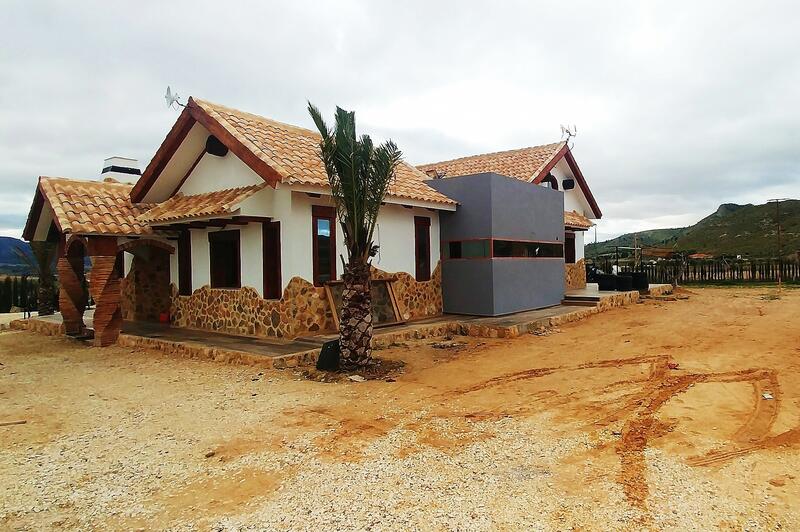 Villa til salg i Yecla, Murcia
