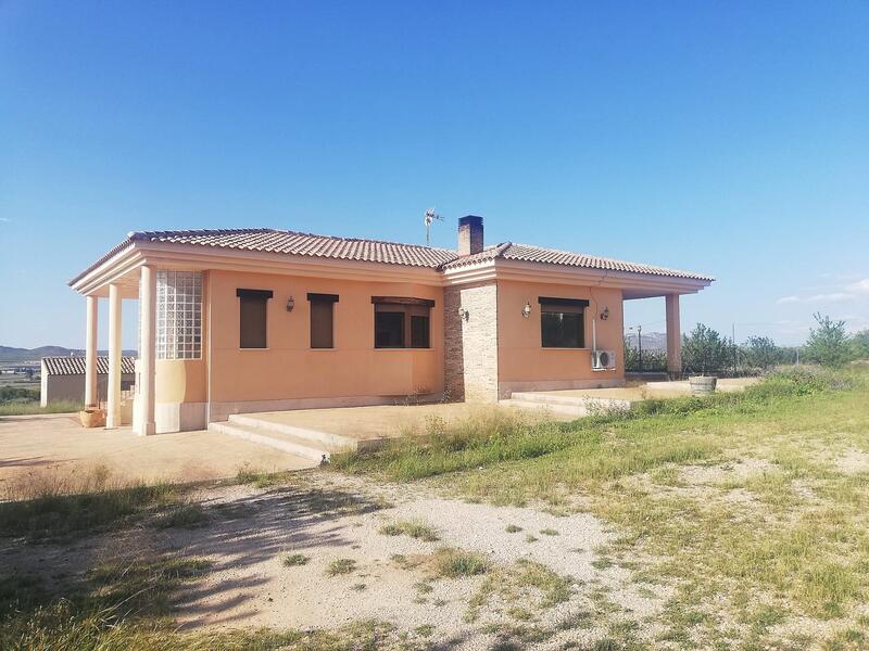 Villa til salg i Yecla, Murcia