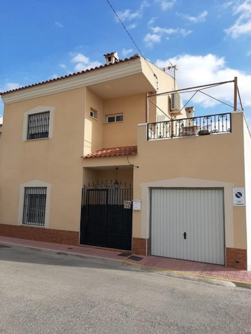 Villa til salgs i Hondon de los Frailes, Alicante