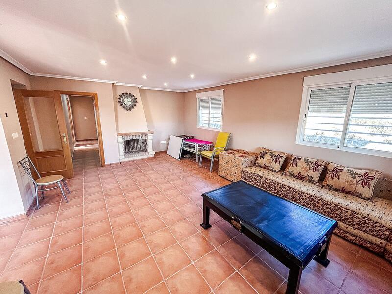 4 Cuarto Villa en venta