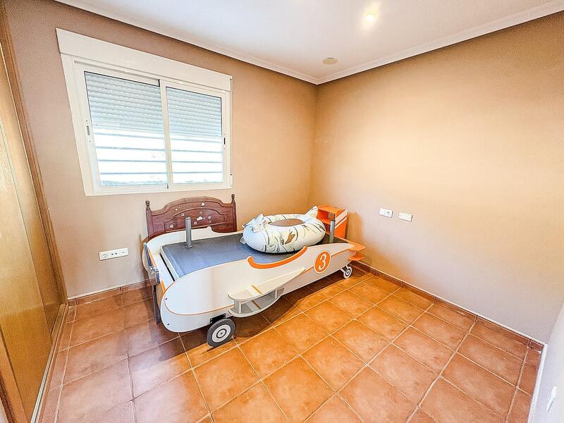 4 Cuarto Villa en venta
