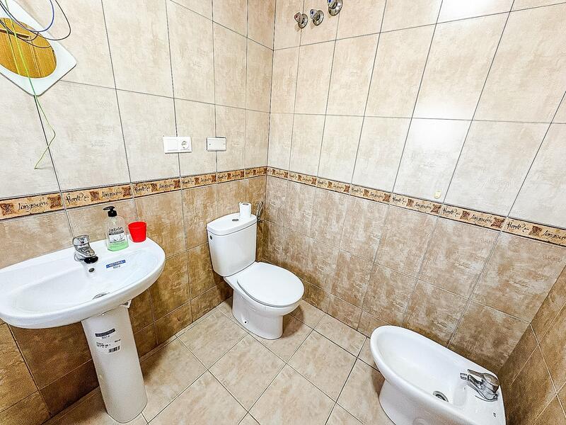 4 Cuarto Villa en venta