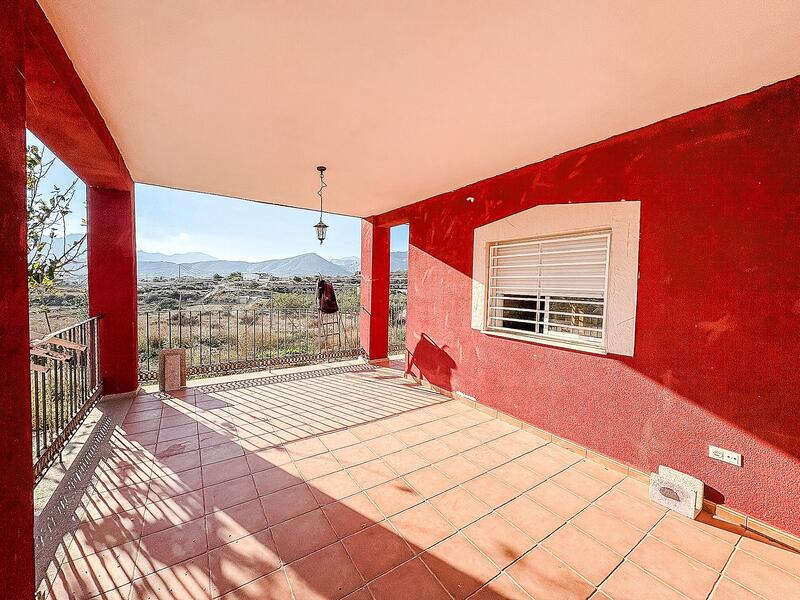 4 Cuarto Villa en venta