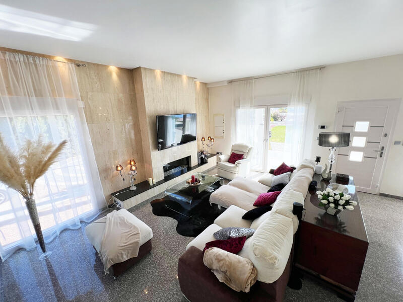 5 Cuarto Villa en venta