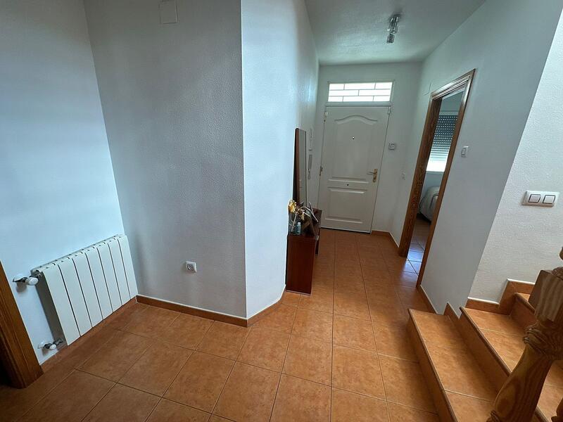 4 bedroom Townhouse for sale