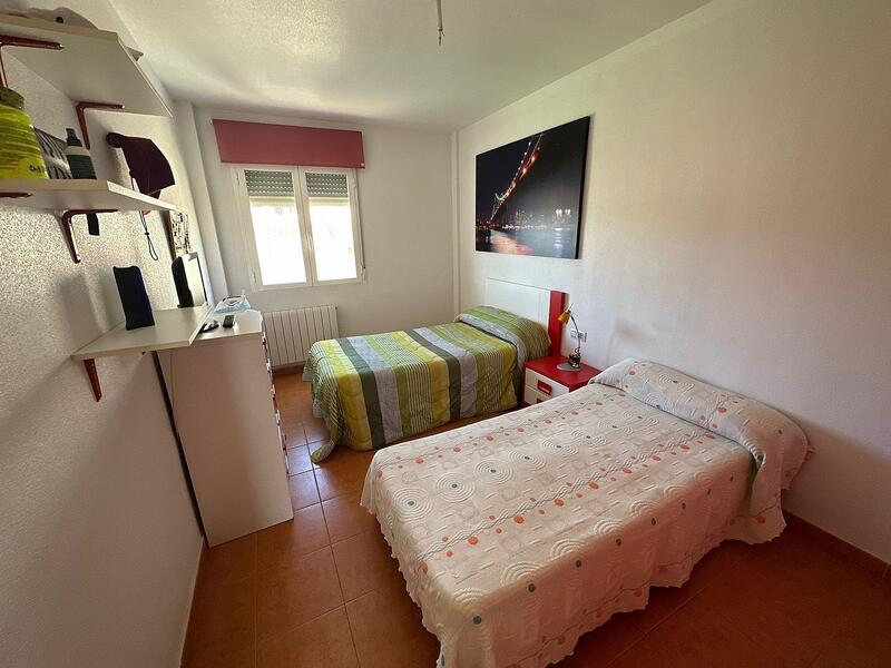 4 bedroom Townhouse for sale
