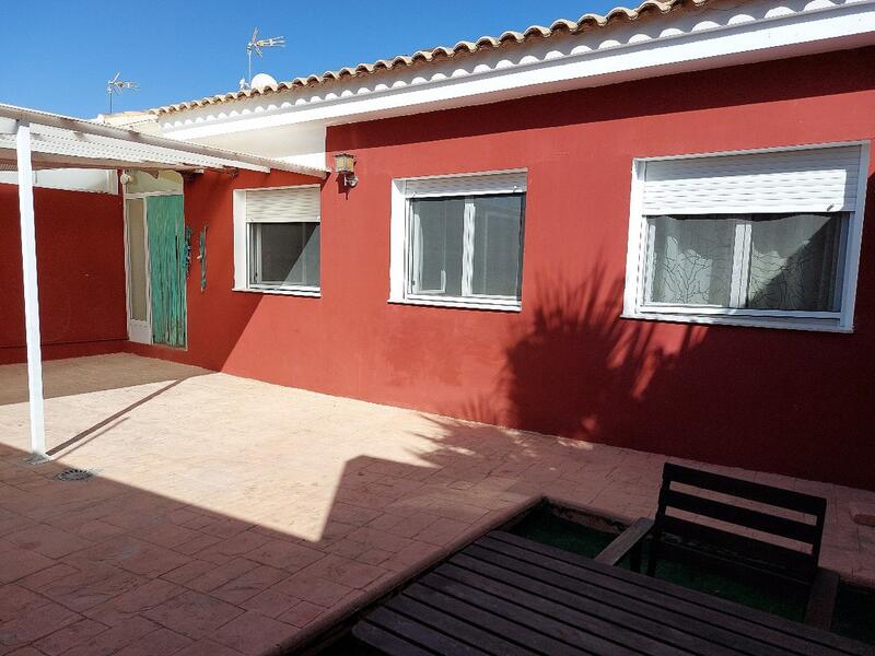 Radhus till salu i Casas del Señor, Alicante