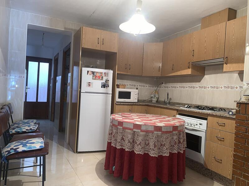3 Schlafzimmer Stadthaus zu verkaufen