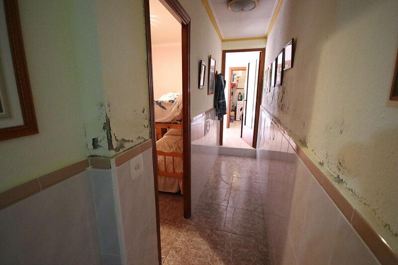 2 bedroom Townhouse for sale
