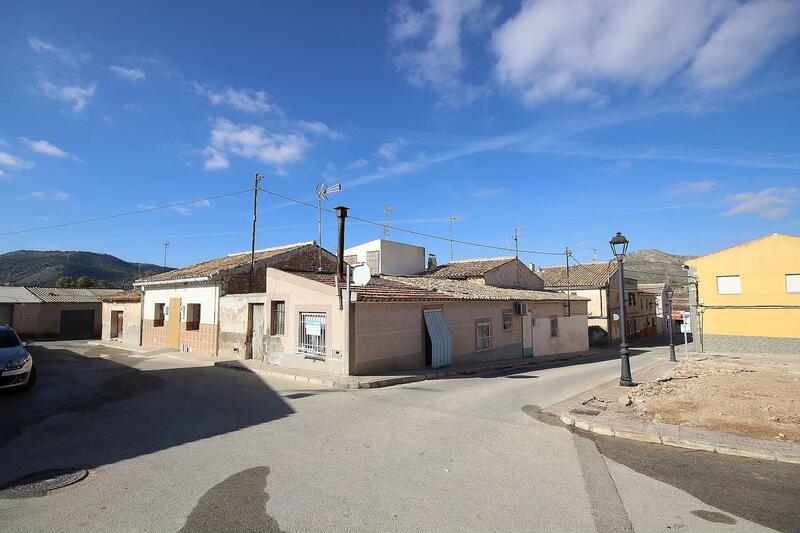2 bedroom Townhouse for sale