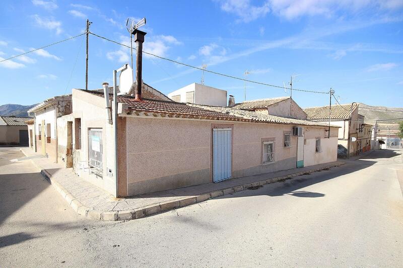 2 bedroom Townhouse for sale