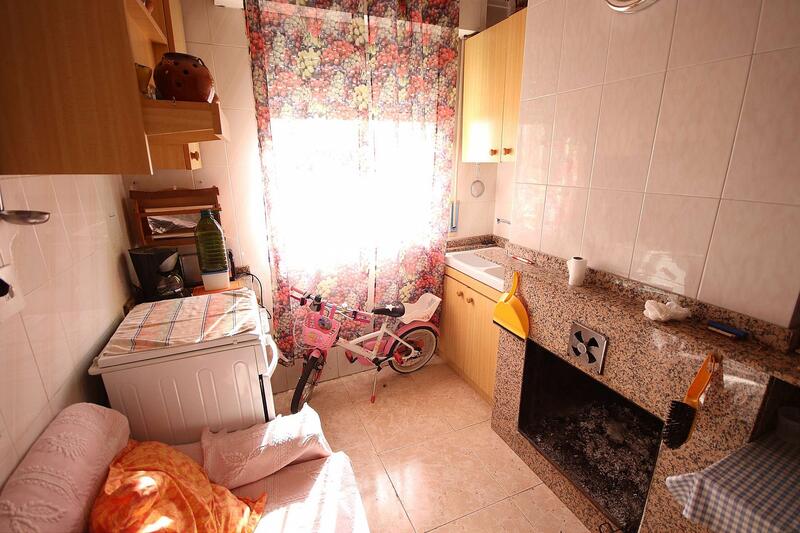 2 bedroom Townhouse for sale