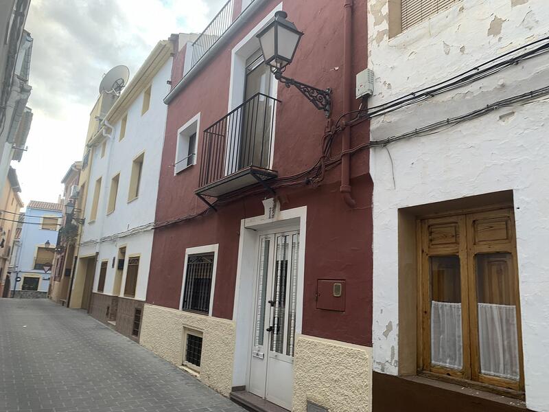 Rekkehus til salgs i Ayora, Valencia