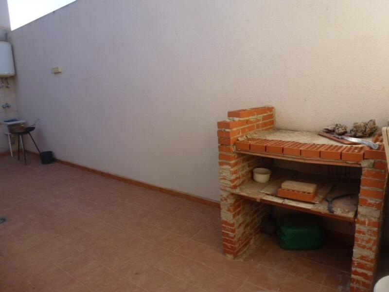 3 slaapkamer Gezinswoning Te koop