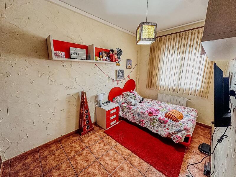 4 slaapkamer Tweezijdig Te koop
