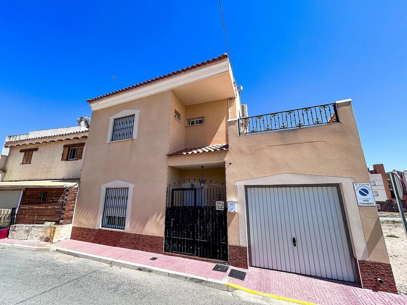 Duplex till salu i Hondon de los Frailes, Alicante