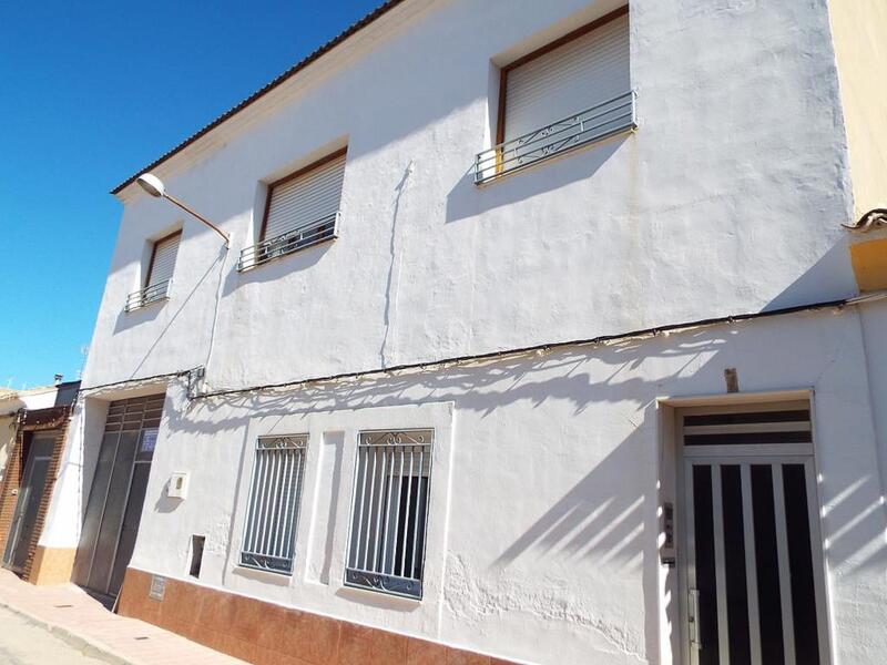 Apartment for sale in Caudete, Albacete