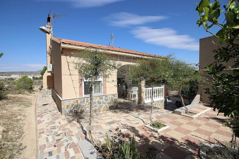 Country House for sale in Monóvar, Alicante