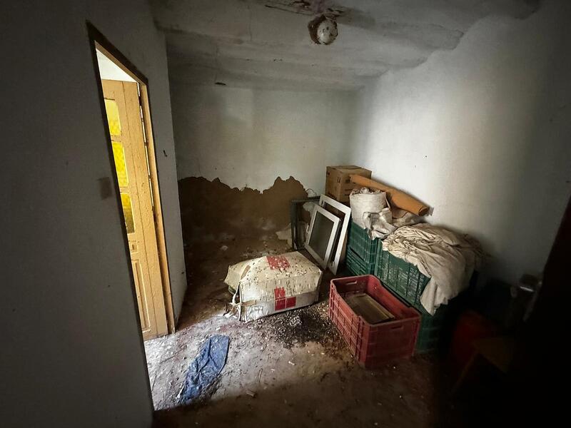 6 спальная комната Деревенский Дом продается