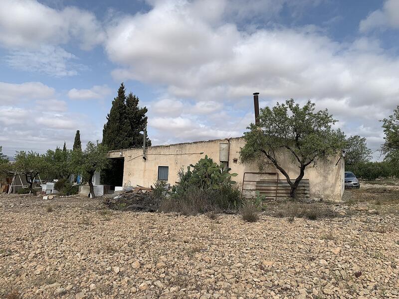 Casa de Campo en venta en Caudete, Albacete