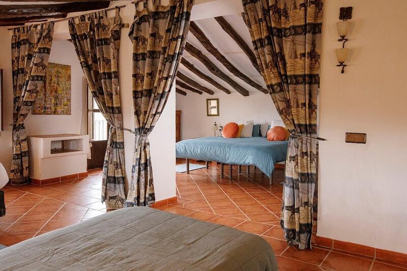 7 Cuarto Casa de Campo en venta