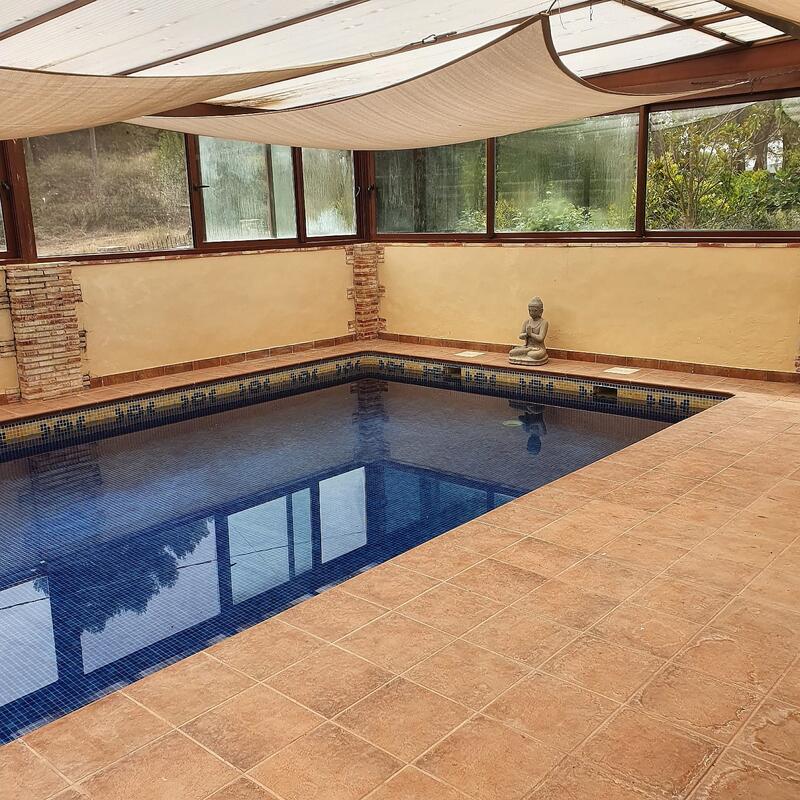 7 Cuarto Casa de Campo en venta