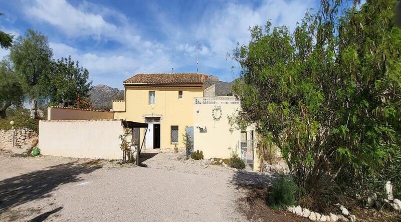 Landhaus zu verkaufen in Hondon de las Nieves, Alicante