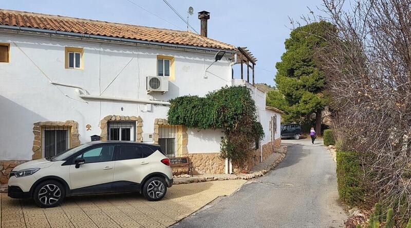 Country House for sale in Raspay, Murcia