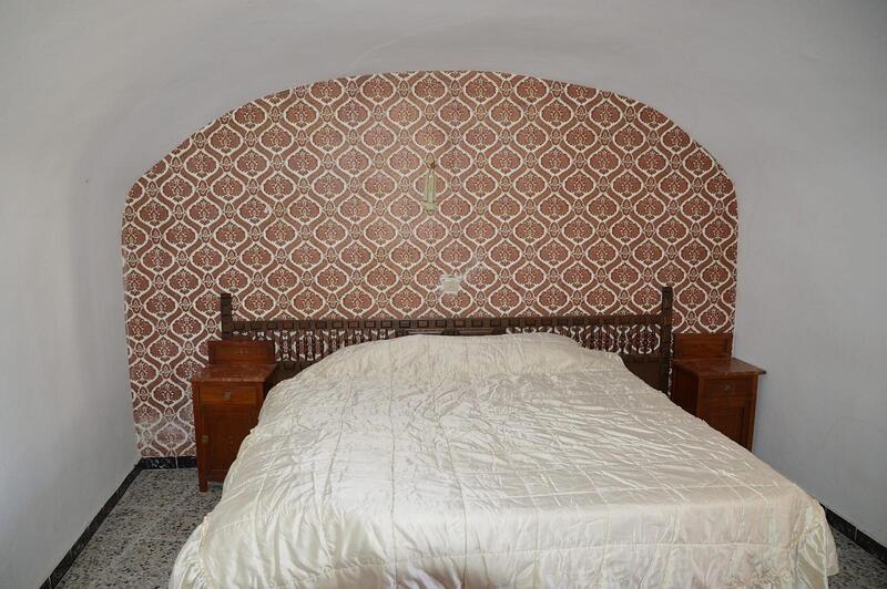 4 bedroom Cave House for sale