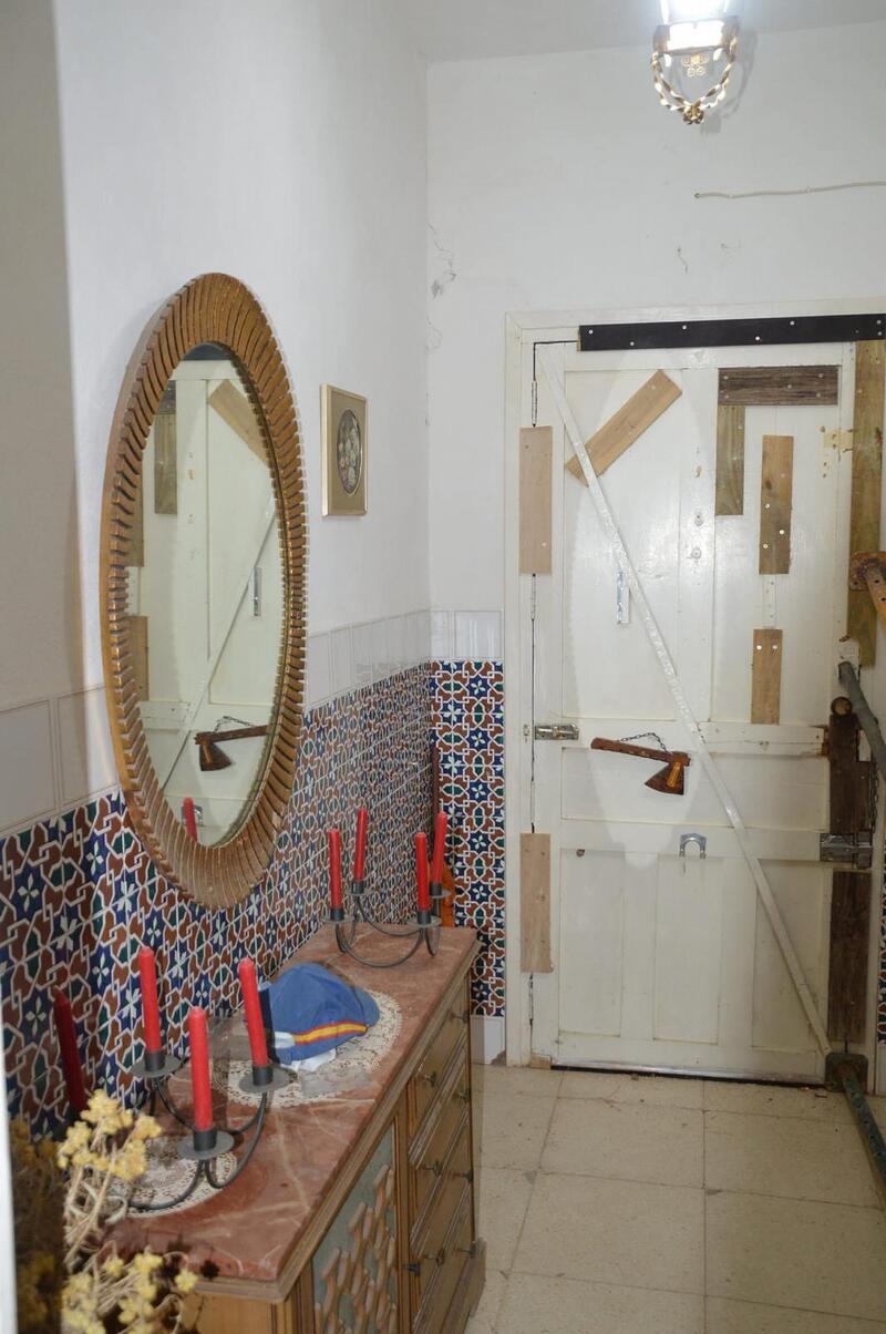 4 bedroom Cave House for sale