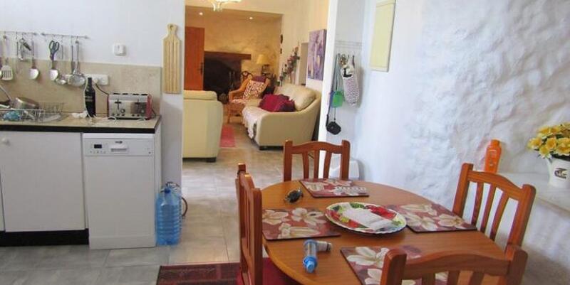 3 Cuarto Casa Cueva en venta
