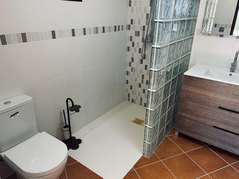 2 slaapkamer Grotwoning Te koop