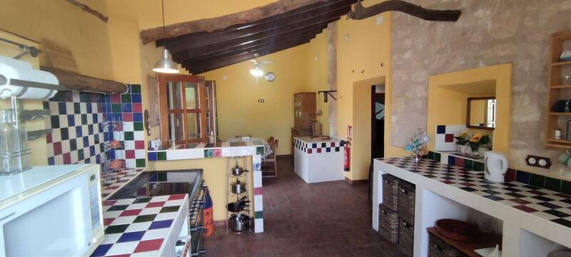 6 chambre Auberge à vendre