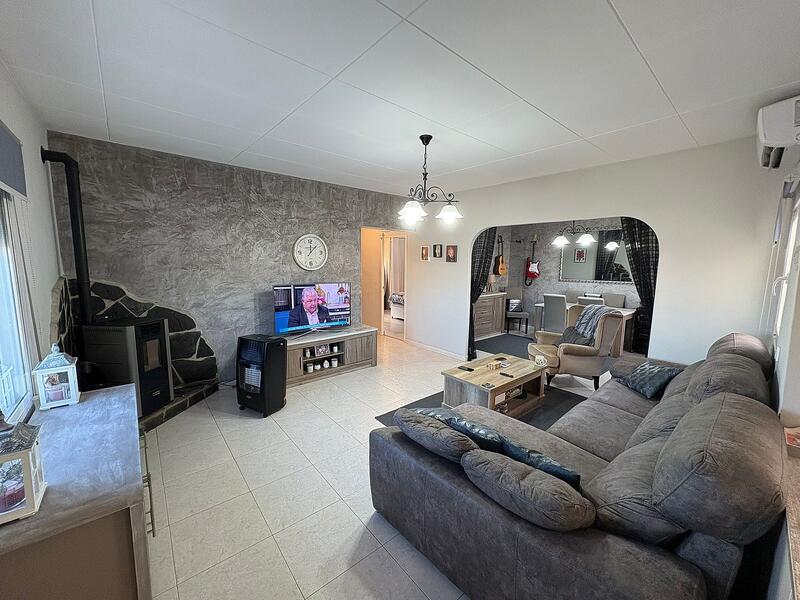 3 slaapkamer Gezinswoning Te koop