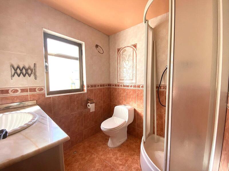 7 Cuarto Adosado en venta