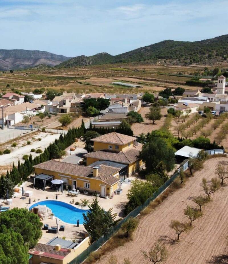 5 bedroom Villa for sale