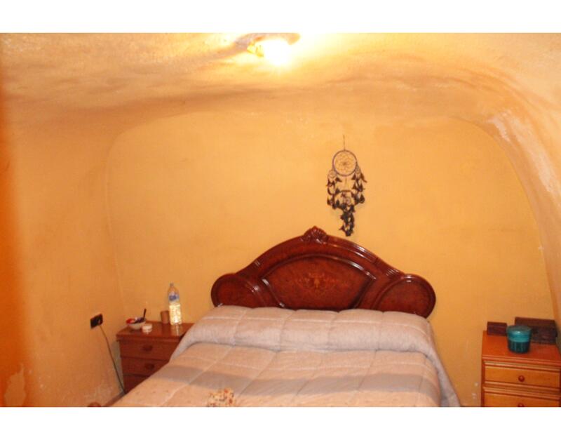 4 slaapkamer Grotwoning Te koop
