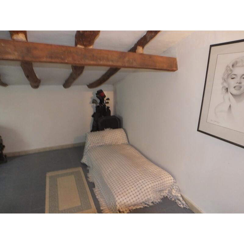 4 Cuarto Villa en venta