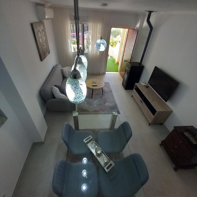 2 slaapkamer Gezinswoning Te koop