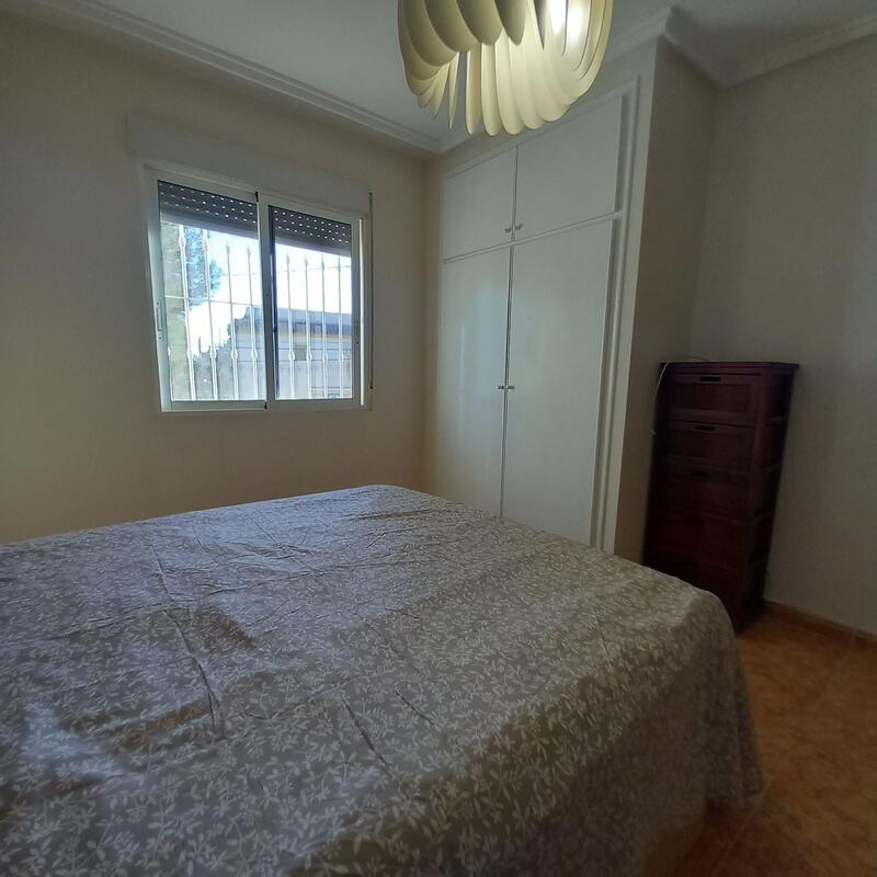 2 slaapkamer Gezinswoning Te koop