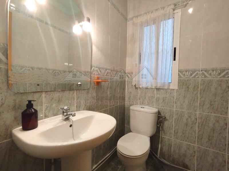 4 bedroom Apartment for sale