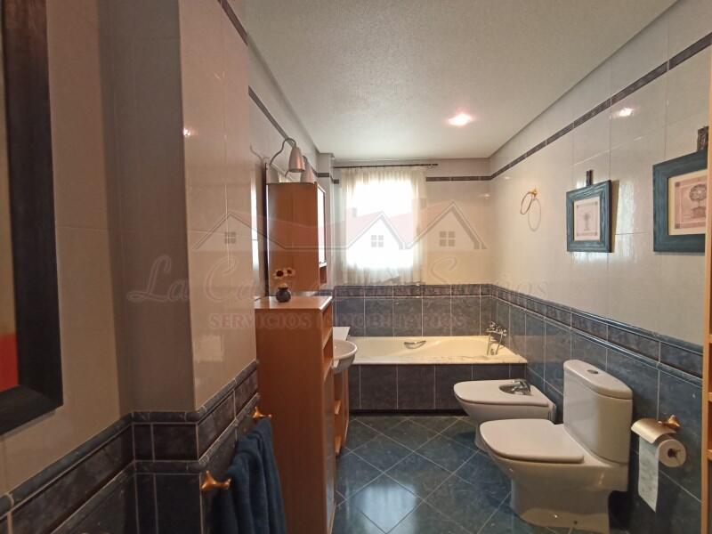 4 bedroom Villa for sale