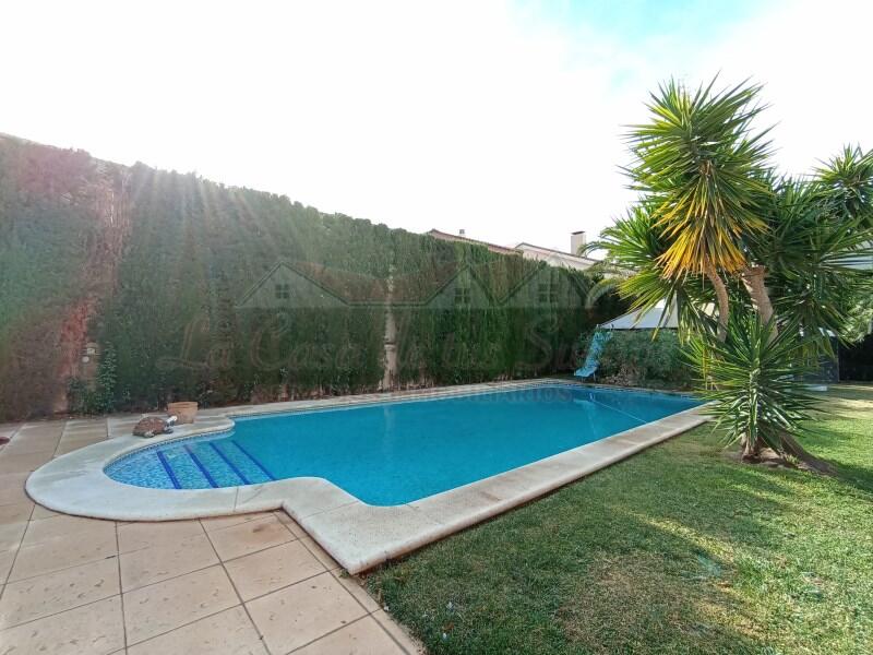 4 bedroom Villa for sale