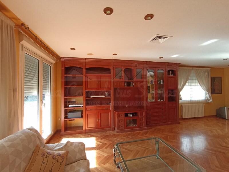 4 bedroom Villa for sale