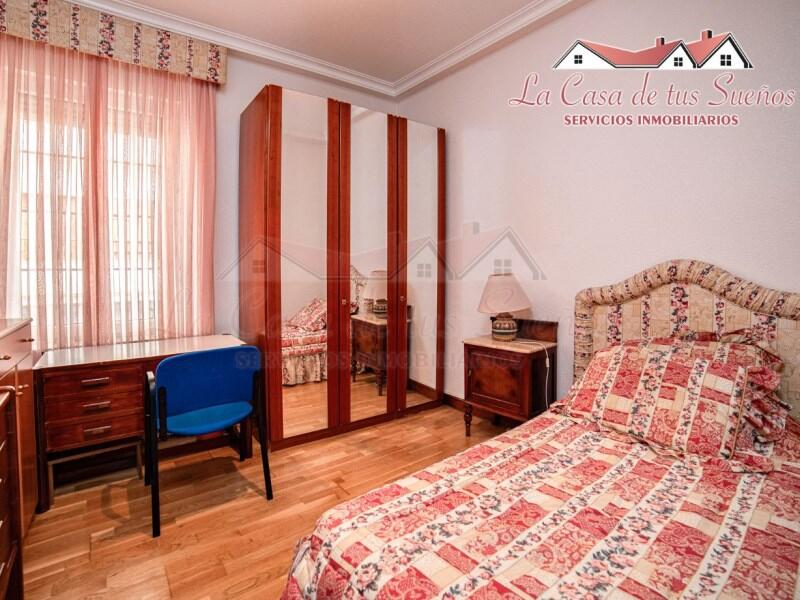 4 Schlafzimmer Stadthaus zu verkaufen