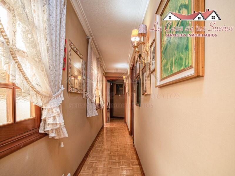 4 Schlafzimmer Stadthaus zu verkaufen