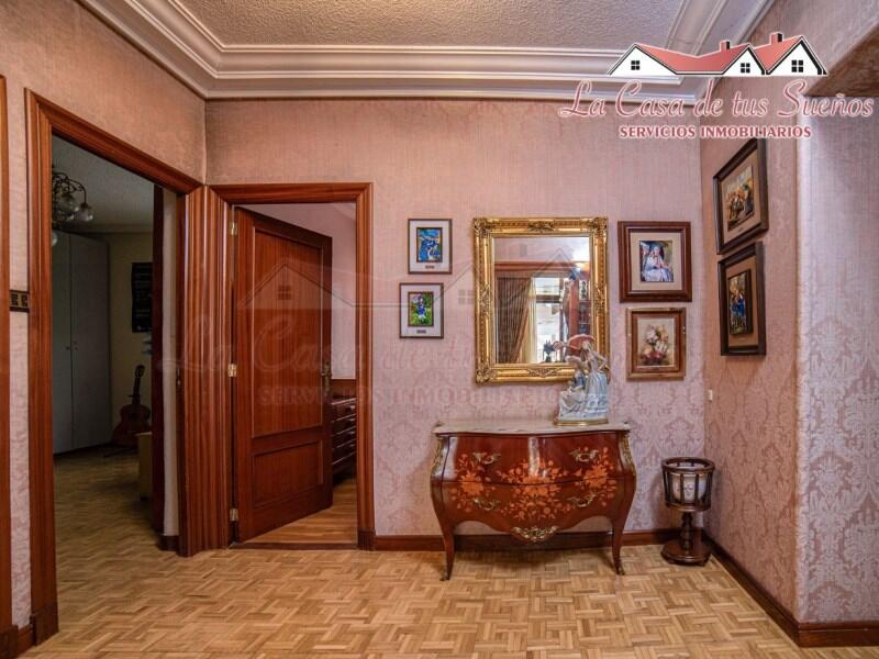 4 Schlafzimmer Stadthaus zu verkaufen